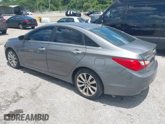 ✅ 2012 Hyundai Sonata Limited • VIN: 5NPEC4AB9CH394853 • Lot: 42580649. Listed on IAAI with 198,411 mi. Free auction sales archive from the USA and detailed vehicle history report at DreamBid. Image 3.