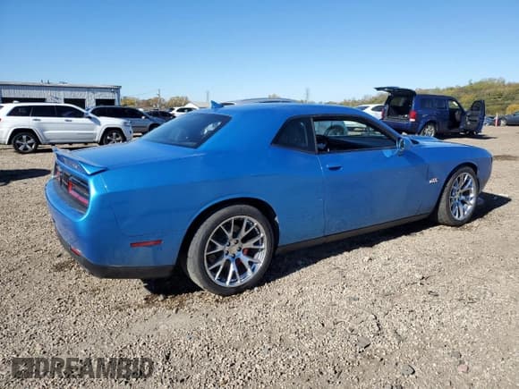 ✅ 2015 Dodge Challenger SRT 392 • VIN: 2C3CDZDJ5FH782295 • Lot: 91179775. Wystawiony na Copart z przebiegiem 24 945 mil. Bezpłatny archiwum sprzedaży aukcyjnych z USA i szczegółowy raport historii pojazdu na DreamBid. Zdjęcie 3.