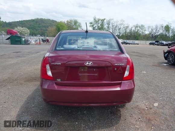 ✅ 2011 Hyundai Accent GLS • VIN: KMHCN4AC6BU599816 • Лот: 42149916. Опубликован ранее на IAAI с пробегом 99 766 миль. Бесплатный доступ к архиву аукционных продаж из США и подробный отчёт об истории автомобиля на DreamBid. Изображение 16.