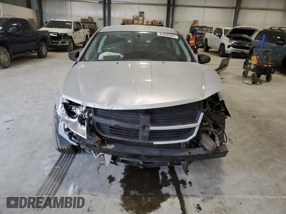 ✅ 2010 Dodge Avenger SXT • VIN: 1B3CC4FB5AN185527 • Лот: 83856564. Опубликован ранее на Copart с пробегом 207 558 миль. Бесплатный доступ к архиву аукционных продаж из США и подробный отчёт об истории автомобиля на DreamBid. Изображение 5.