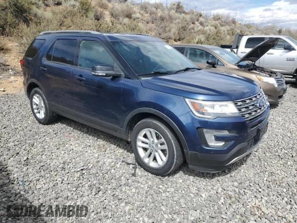 ✅ 2017 Ford Explorer XLT • VIN: 1FM5K7DH7HGD91042 • Lot: 85908645. Listed on Copart with 105,492 mi. Free auction sales archive from the USA and detailed vehicle history report at DreamBid. Image 4.