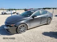✅ 2025 Mazda 3 S Preferred • VIN: 3MZBPACM1SM450195 • Lot: 67138405. Wystawiony na Copart z przebiegiem 10 368 mil. Bezpłatny archiwum sprzedaży aukcyjnych z USA i szczegółowy raport historii pojazdu na DreamBid. Zdjęcie 1.