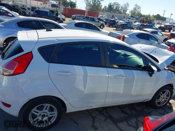 ✅ 2018 Ford Fiesta SE • VIN: 3FADP4EJ3JM112480 • Lot: 43476253. Listed on IAAI with 117,951 mi. Free auction sales archive from the USA and detailed vehicle history report at DreamBid. Image 13.