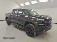 ✅ 2020 Chevrolet Silverado 1500 LT Trail Boss • VIN: 3GCPYFED5LG108362 • Lot: 95988525. Wystawiony na Copart z przebiegiem 78 061 mil. Bezpłatny archiwum sprzedaży aukcyjnych z USA i szczegółowy raport historii pojazdu na DreamBid. Zdjęcie 4.