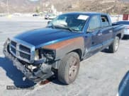 ✅ 2007 Dodge Dakota SLT • VIN: 1D7HE48N37S192708 • Лот: 42750202. Опубликован ранее на IAAI с пробегом 181 918 миль. Бесплатный доступ к архиву аукционных продаж из США и подробный отчёт об истории автомобиля на DreamBid. Изображение 2.