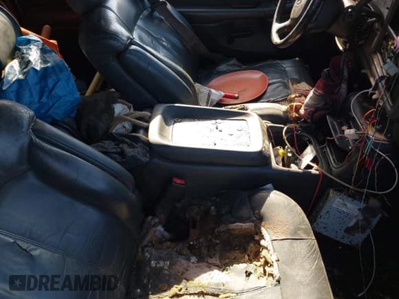 ✅ 2001 Chevrolet Silverado 1500 LS • VIN: 1GCEK19T31E152703 • Лот: 42638486. Опубликован ранее на IAAI с пробегом Не указан. Бесплатный доступ к архиву аукционных продаж из США и подробный отчёт об истории автомобиля на DreamBid. Изображение 5.