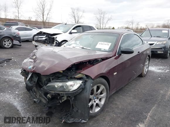 ✅ 2008 BMW 3 Series 335i • VIN: WBAWL73528PX57449 • Лот: 43813970. Опубликован ранее на IAAI с пробегом Не указан. Бесплатный доступ к архиву аукционных продаж из США и подробный отчёт об истории автомобиля на DreamBid. Изображение 18.