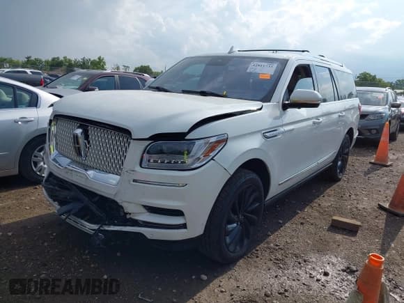 ✅ 2020 Lincoln Navigator Reserve • VIN: 5LMJJ3LT5LEL16325 • Лот: 42811733. Опубликован ранее на IAAI с пробегом 70 035 миль. Бесплатный доступ к архиву аукционных продаж из США и подробный отчёт об истории автомобиля на DreamBid. Изображение 2.