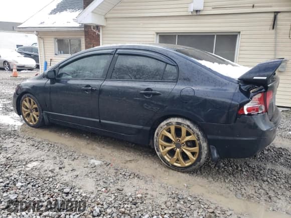 ✅ 2008 Honda Civic EX • VIN: 1HGFA16888L108839 • Lot: 85913775. Listed on Copart with 235,176 mi. Free auction sales archive from the USA and detailed vehicle history report at DreamBid. Image 2.