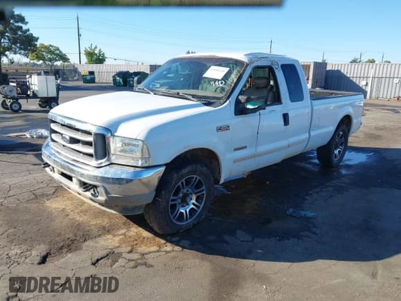 ✅ 2003 Ford F-250 XL • VIN: 1FTNX20P33ED77715 • Lot: 43490230. Listed on IAAI with 139,032 mi. Free auction sales archive from the USA and detailed vehicle history report at DreamBid. Image 2.