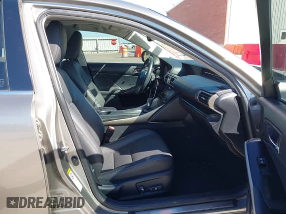 ✅ 2014 Lexus IS 250 • VIN: JTHBF1D23E5027565 • Лот: 42075650. Опубликован ранее на IAAI с пробегом 86 327 миль. Бесплатный доступ к архиву аукционных продаж из США и подробный отчёт об истории автомобиля на DreamBid. Изображение 5.