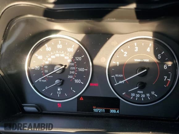 ✅ 2016 BMW 2 Series 228i • VIN: WBA1F5C57GV343907 • Lot: 70606704. Wystawiony na Copart z przebiegiem 107 211 mil. Bezpłatny archiwum sprzedaży aukcyjnych z USA i szczegółowy raport historii pojazdu na DreamBid. Zdjęcie 9.