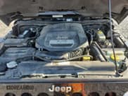 ✅ 2013 Jeep Wrangler Unlimited Sahara • VIN: 1C4BJWEG1DL600805 • Лот: 81133305. Опубликован ранее на Copart с пробегом 165 820 миль. Бесплатный доступ к архиву аукционных продаж из США и подробный отчёт об истории автомобиля на DreamBid. Изображение 11.