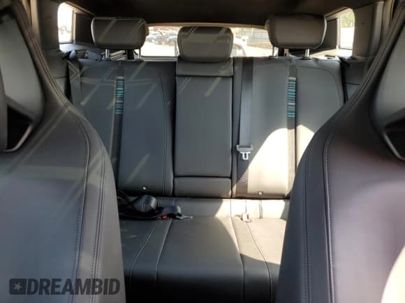 ✅ 2023 Fisker Ocean One • VIN: VCF1ZBU28PG006017 • Lot: 68742314. Wystawiony na Copart z przebiegiem 4 598 mil. Bezpłatny archiwum sprzedaży aukcyjnych z USA i szczegółowy raport historii pojazdu na DreamBid. Zdjęcie 10.