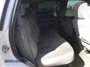 ✅ 2005 GMC Yukon SLE • VIN: 1GKEK13T35R116909 • Лот: 52206005. Опубликован ранее на Copart с пробегом Не указан. Бесплатный доступ к архиву аукционных продаж из США и подробный отчёт об истории автомобиля на DreamBid. Изображение 12.