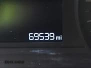 ✅ 2021 Kia Rio LX • VIN: 3KPA24AD1ME408009 • Lot: 43517555. Wystawiony na IAAI z przebiegiem 69 539 mil. Bezpłatny archiwum sprzedaży aukcyjnych z USA i szczegółowy raport historii pojazdu na DreamBid. Zdjęcie 7.