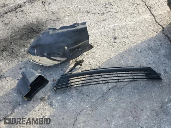 ✅ 2011 Toyota Corolla L • VIN: 2T1BU4EE4BC597882 • Lot: 91207275. Listed on Copart with 152,789 mi. Free auction sales archive from the USA and detailed vehicle history report at DreamBid. Image 12.