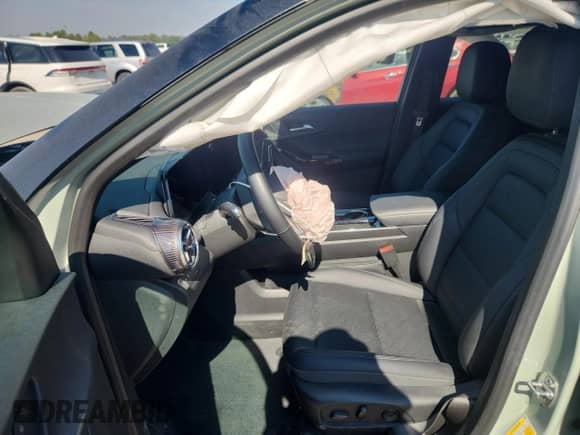 2025 Chevrolet Equinox AWD LT z VIN 3GNAXPEG1SL118196, wystawiony jako Copart lot #80846685 z przebiegiem 5 968 mil mil oraz Szkoda całkowita • Salvage title. Historia ofert i sprzedaży dostępna na DreamBid. Obrazek 7.