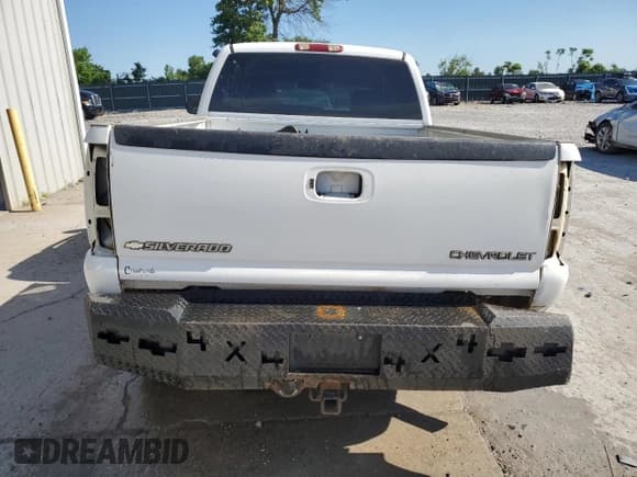 ✅ 2004 Chevrolet Silverado 2500HD LT • VIN: 1GCHK29274E344575 • Лот: 57837215. Опубликован ранее на Copart с пробегом 209 642 миль. Бесплатный доступ к архиву аукционных продаж из США и подробный отчёт об истории автомобиля на DreamBid. Изображение 6.