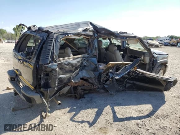 ✅ 2004 Chevrolet Suburban Z71 • VIN: 3GNFK16Z44G220055 • Лот: 60132544. Опубликован ранее на Copart с пробегом Не указан. Бесплатный доступ к архиву аукционных продаж из США и подробный отчёт об истории автомобиля на DreamBid. Изображение 3.