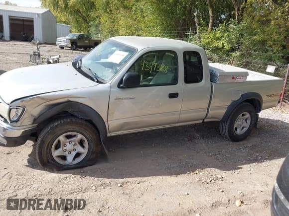 ✅ 2004 Toyota Tacoma • VIN: 5TEWN72N04Z458592 • Lot: 43493108. Wystawiony na IAAI z przebiegiem 71 122 mil. Bezpłatny archiwum sprzedaży aukcyjnych z USA i szczegółowy raport historii pojazdu na DreamBid. Zdjęcie 13.