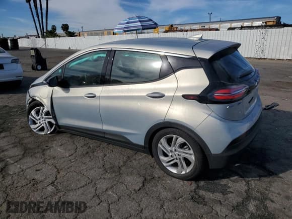 ✅ 2023 Chevrolet Bolt EV 1LT • VIN: 1G1FW6S09P4188022 • Lot: 41648535. Wystawiony na Copart z przebiegiem 23 601 mil. Bezpłatny archiwum sprzedaży aukcyjnych z USA i szczegółowy raport historii pojazdu na DreamBid. Zdjęcie 2.