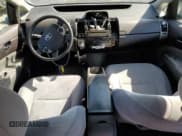 ✅ 2004 Toyota Prius • VIN: JTDKB20U940061497 • Lot: 81313135. Listed on Copart with 205,977 mi. Free auction sales archive from the USA and detailed vehicle history report at DreamBid. Image 8.