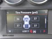 ✅ 2019 Chevrolet Silverado 1500 RST • VIN: 1GCRYEED8KZ248956 • Lot: 42172921. Wystawiony na IAAI z przebiegiem 63 811 mil. Bezpłatny archiwum sprzedaży aukcyjnych z USA i szczegółowy raport historii pojazdu na DreamBid. Zdjęcie 16.