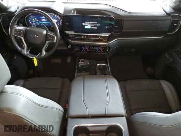 ✅ 2023 Chevrolet Silverado 1500 LT Trail Boss • VIN: 3GCUDFE88PG231046 • Lot: 87631285. Wystawiony na Copart z przebiegiem 50 893 mil. Bezpłatny archiwum sprzedaży aukcyjnych z USA i szczegółowy raport historii pojazdu na DreamBid. Zdjęcie 8.