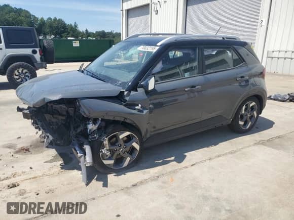 ✅ 2024 Hyundai Venue SEL • VIN: KMHRC8A31RU331807 • Lot: 70032195. Listed on Copart with 26,134 mi. Free auction sales archive from the USA and detailed vehicle history report at DreamBid. Image 1.