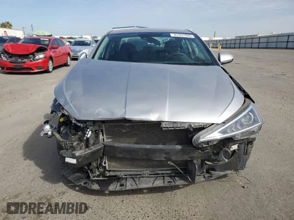 2020 Hyundai Elantra SEL z VIN 5NPD84LF3LH602352, wystawiony jako Copart lot #81931945 z przebiegiem 97 186 mil mil oraz Szkoda całkowita • Salvage title. Historia ofert i sprzedaży dostępna na DreamBid. Obrazek 5.