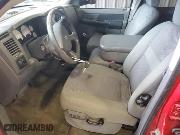 ✅ 2009 Dodge 2500 SLT • VIN: 3D7KS28L39G539952 • Лот: 53036835. Опубликован ранее на Copart с пробегом 319 254 миль. Бесплатный доступ к архиву аукционных продаж из США и подробный отчёт об истории автомобиля на DreamBid. Изображение 7.