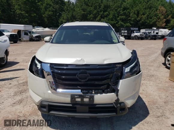 ✅ 2024 Nissan Pathfinder SV • VIN: 5N1DR3BC1RC217838 • Lot: 64445885. Listed on Copart with 10,347 mi. Free auction sales archive from the USA and detailed vehicle history report at DreamBid. Image 5.
