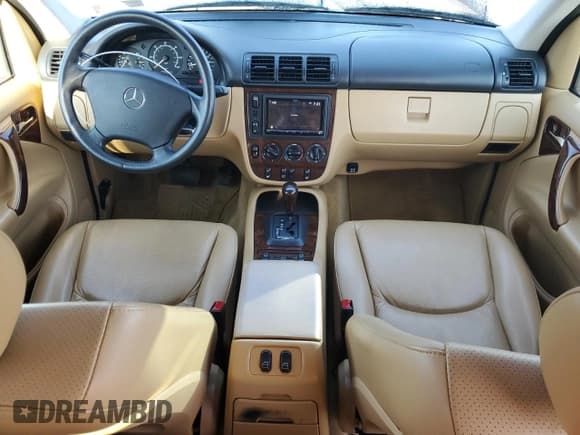✅ 1999 Mercedes-Benz M 320/430/500 • VIN: 4JGAB72E4XA088258 • Lot: 66375055. Listed on Copart with 60,613 mi. Free auction sales archive from the USA and detailed vehicle history report at DreamBid. Image 8.