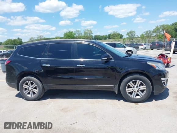 ✅ 2016 Chevrolet Traverse LT • VIN: 1GNKVGKD5GJ309090 • Lot: 42624463. Wystawiony na IAAI z przebiegiem 209 867 mil. Bezpłatny archiwum sprzedaży aukcyjnych z USA i szczegółowy raport historii pojazdu na DreamBid. Zdjęcie 13.