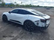 ✅ 2024 Toyota Crown XLE • VIN: JTDAAAAF4R3020760 • Lot: 42191441. Wystawiony na IAAI z przebiegiem 99 630 mil. Bezpłatny archiwum sprzedaży aukcyjnych z USA i szczegółowy raport historii pojazdu na DreamBid. Zdjęcie 3.