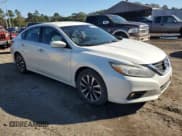 ✅ 2017 Nissan Altima S • VIN: 1N4AL3AP8HC163715 • Lot: 90670345. Wystawiony na Copart z przebiegiem 231 176 mil. Bezpłatny archiwum sprzedaży aukcyjnych z USA i szczegółowy raport historii pojazdu na DreamBid. Zdjęcie 4.