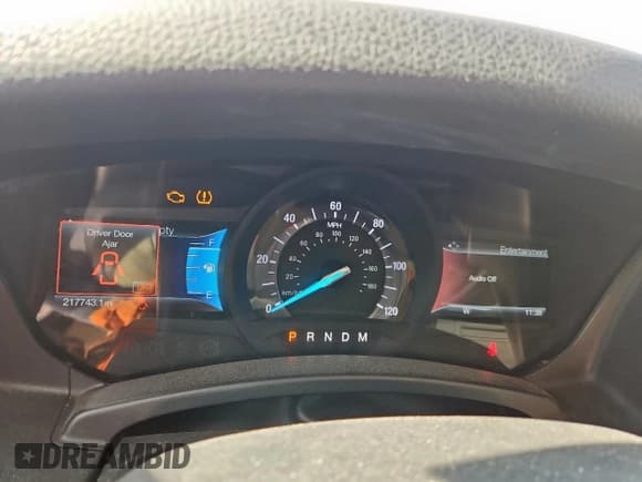 ✅ 2015 Ford Expedition Limited • VIN: 1FMJU2AT1FEF28232 • Lot: 84970825. Wystawiony na Copart z przebiegiem 217 743 mil. Bezpłatny archiwum sprzedaży aukcyjnych z USA i szczegółowy raport historii pojazdu na DreamBid. Zdjęcie 9.