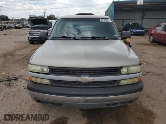 ✅ 2002 Chevrolet Silverado 1500 LT2 • VIN: 1GCEK19Z62Z334586 • Lot: 70585804. Wystawiony na Copart z przebiegiem Nie podano mil. Skorzystaj z bezpłatnego archiwum sprzedaży aukcyjnych z USA i zobacz szczegółowy raport historii pojazdu na DreamBid. Zdjęcie 5.