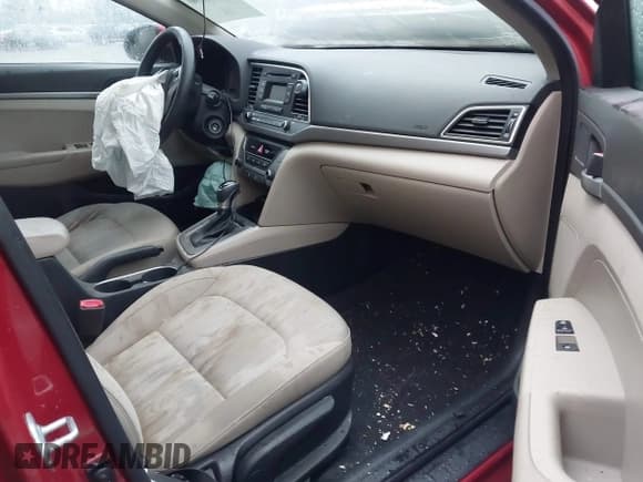 ✅ 2018 Hyundai Elantra SE • VIN: KMHD74LF3JU472770 • Lot: 43541590. Listed on IAAI with 138,531 mi. Free auction sales archive from the USA and detailed vehicle history report at DreamBid. Image 5.