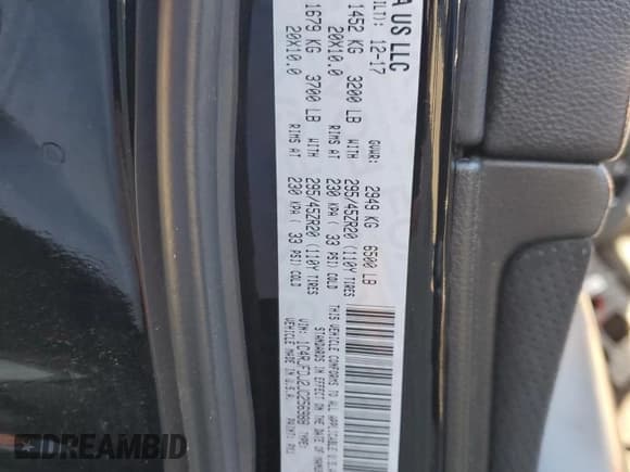 ✅ 2018 Jeep Grand Cherokee SRT • VIN: 1C4RJFDJ2JC256988 • Лот: 82332345. Опубликован ранее на Copart с пробегом 124 772 миль. Бесплатный доступ к архиву аукционных продаж из США и подробный отчёт об истории автомобиля на DreamBid. Изображение 13.