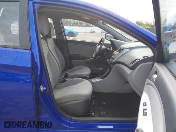 ✅ 2013 Hyundai Accent GLS • VIN: KMHCT4AEXDU551956 • Лот: 43259951. Опубликован ранее на IAAI с пробегом 70 054 миль. Бесплатный доступ к архиву аукционных продаж из США и подробный отчёт об истории автомобиля на DreamBid. Изображение 5.