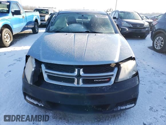 ✅ 2013 Dodge Avenger SE • VIN: 1C3CDZABXDN613813 • Лот: 82654004. Опубликован ранее на Copart с пробегом 167 917 миль. Бесплатный доступ к архиву аукционных продаж из США и подробный отчёт об истории автомобиля на DreamBid. Изображение 5.
