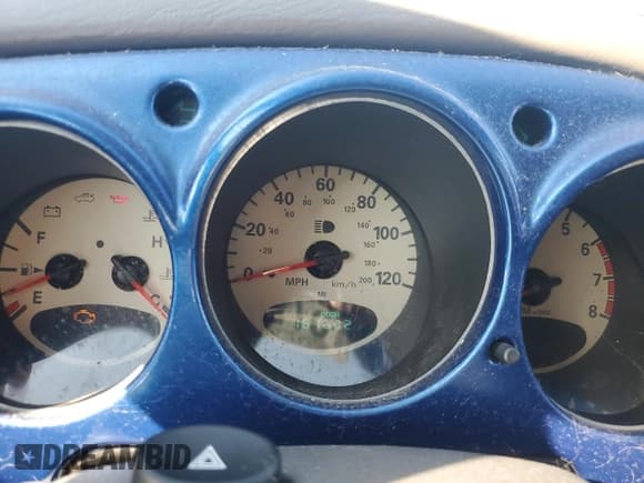 ✅ 2004 Chrysler PT Cruiser Touring • VIN: 3C4FY58B84T334890 • Лот: 57249405. Опубликован ранее на Copart с пробегом 167 602 миль. Бесплатный доступ к архиву аукционных продаж из США и подробный отчёт об истории автомобиля на DreamBid. Изображение 9.