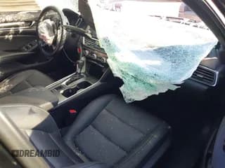 ✅ 2020 Honda Accord Sport • VIN: 1HGCV1F32LA155803 • Lot: 43519834. Wystawiony na IAAI z przebiegiem 89 330 mil. Bezpłatny archiwum sprzedaży aukcyjnych z USA i szczegółowy raport historii pojazdu na DreamBid. Zdjęcie 5.