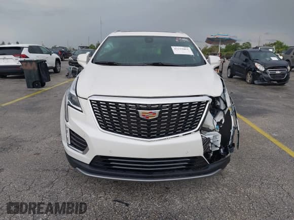 ✅ 2025 Cadillac XT5 AWD Premium Luxury • VIN: 1GYKNDRS9SZ136920 • Лот: 43252861. Опубликован ранее на IAAI с пробегом 10 789 миль. Бесплатный доступ к архиву аукционных продаж из США и подробный отчёт об истории автомобиля на DreamBid. Изображение 12.