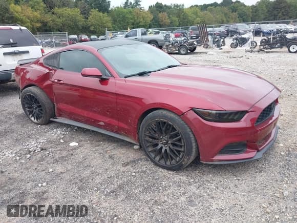 ✅ 2015 Ford Mustang V6 • VIN: 1FA6P8AM6F5345072 • Лот: 43333572. Опубликован ранее на IAAI с пробегом 97 447 миль. Бесплатный доступ к архиву аукционных продаж из США и подробный отчёт об истории автомобиля на DreamBid. Изображение 1.
