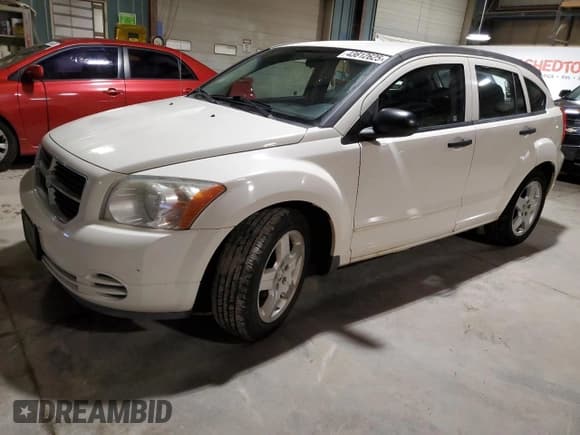 ✅ 2008 Dodge Caliber SXT • VIN: 1B3HB48B38D654958 • Лот: 43612625. Опубликован ранее на Copart с пробегом 116 576 миль. Бесплатный доступ к архиву аукционных продаж из США и подробный отчёт об истории автомобиля на DreamBid. Изображение 1.