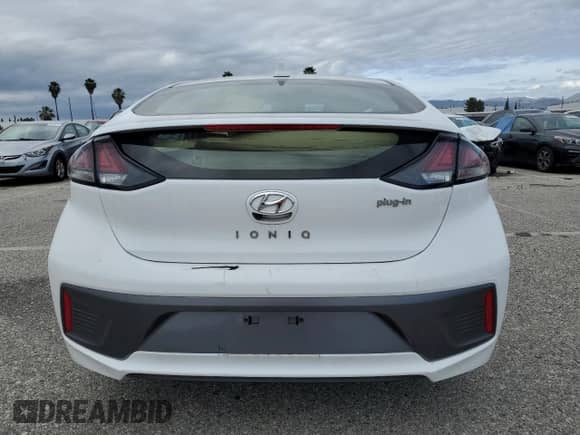 ✅ 2020 Hyundai Ioniq SEL • VIN: KMHC75LD0LU204682 • Лот: 44124194. Размещён на Copart с пробегом 75 889 миль миль. Получите бесплатный доступ к архиву аукционных продаж из США и посмотрите подробный отчёт об истории автомобиля на DreamBid. Изображение 6.
