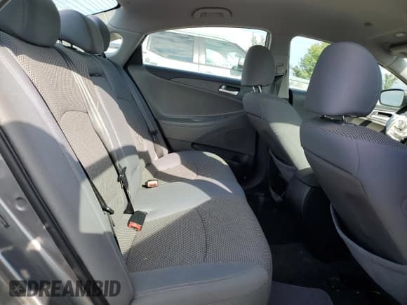 ✅ 2013 Hyundai Sonata GLS • VIN: 5NPEB4AC4DH528245 • Lot: 72802464. Listed on Copart with 129,018 mi. Free auction sales archive from the USA and detailed vehicle history report at DreamBid. Image 10.